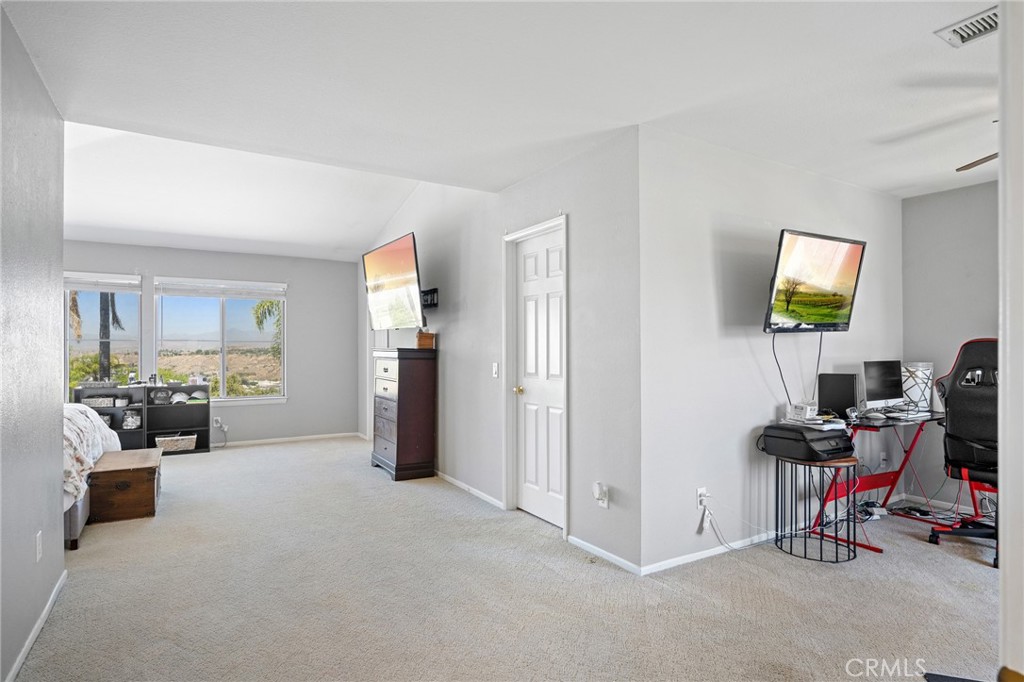 18541 Olympian Court Property Photo 21