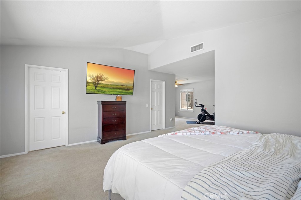 18541 Olympian Court Property Photo 24