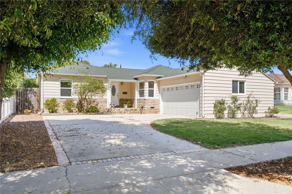 6937 Zelzah Avenue Property Photo 1