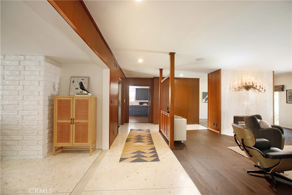 1625 Oakengate Drive Property Photo 8