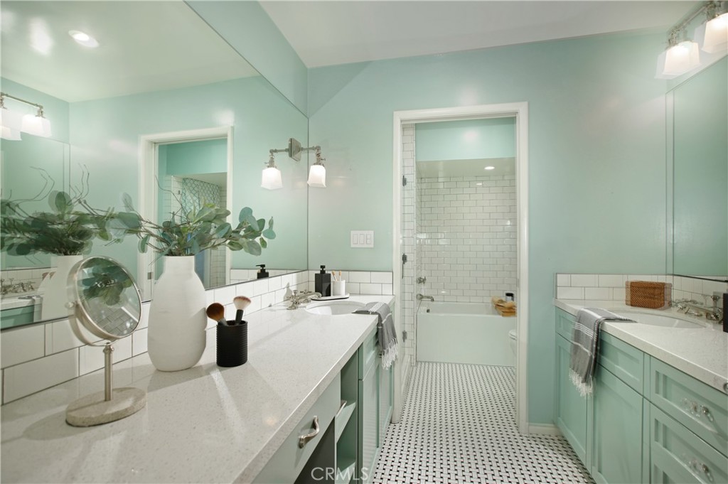 1625 Oakengate Drive Property Photo 22