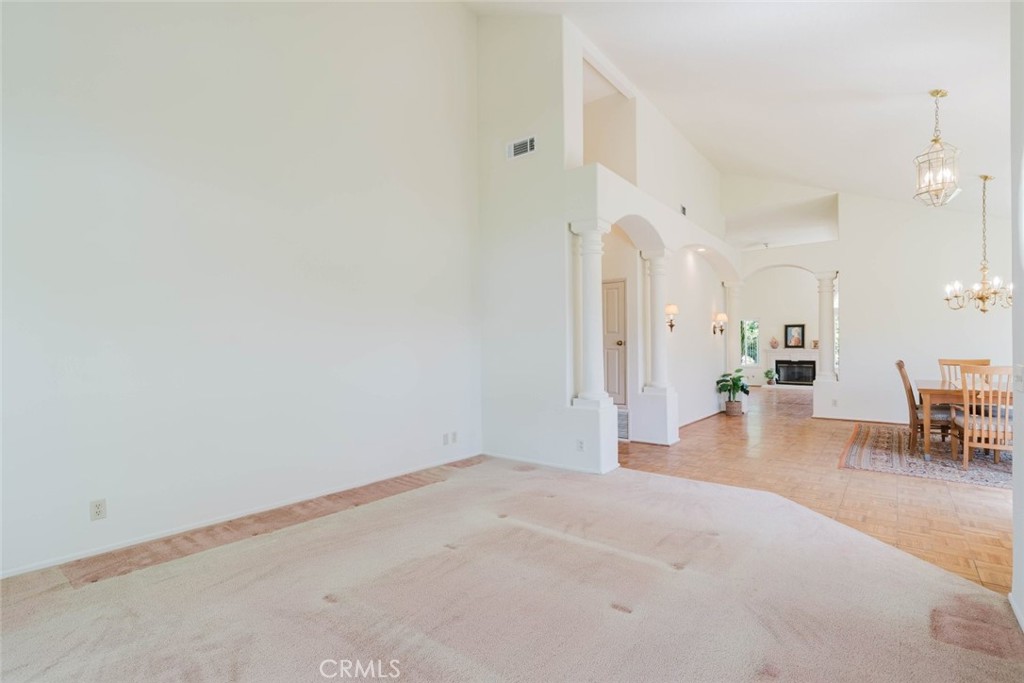 1005 Shoal Creek Court Property Photo 11