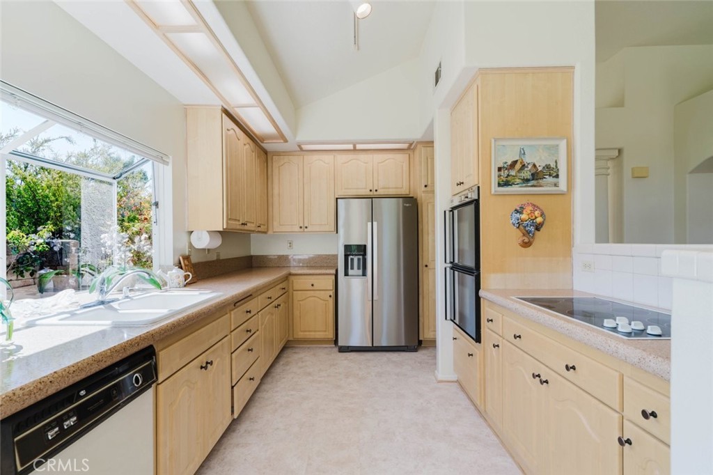 1005 Shoal Creek Court Property Photo 16