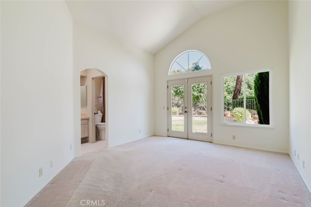 1005 Shoal Creek Court Property Photo 24