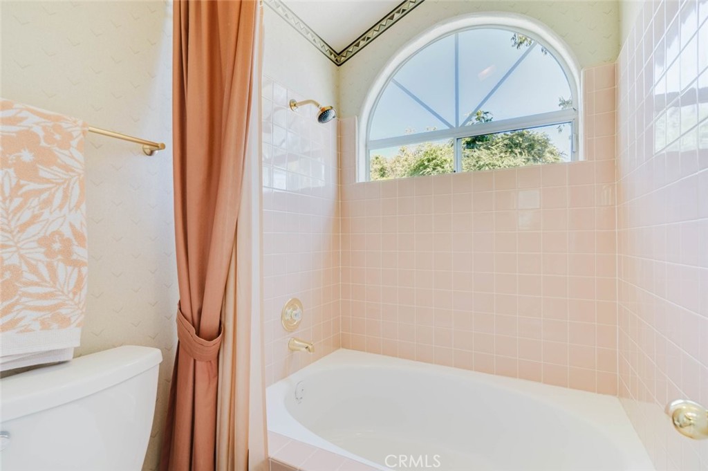 1005 Shoal Creek Court Property Photo 28