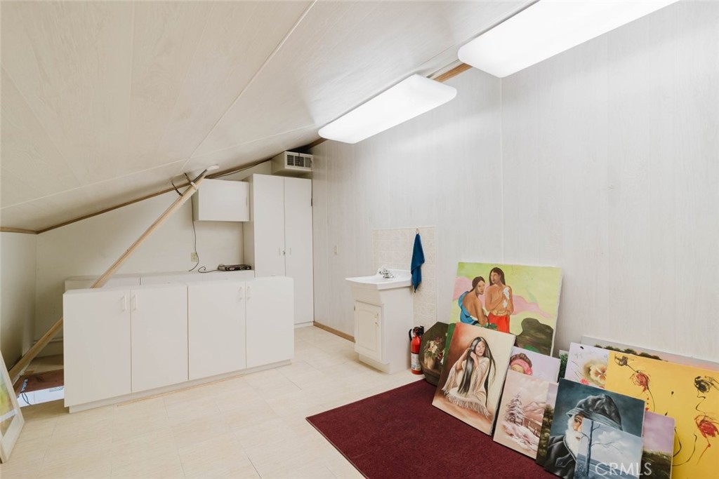 1005 Shoal Creek Court Property Photo 33