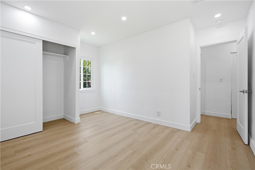 11215 Lull Property Photo 20
