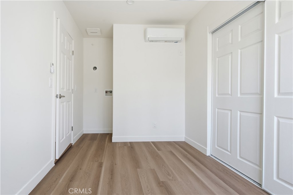 11215 Lull Property Photo 32