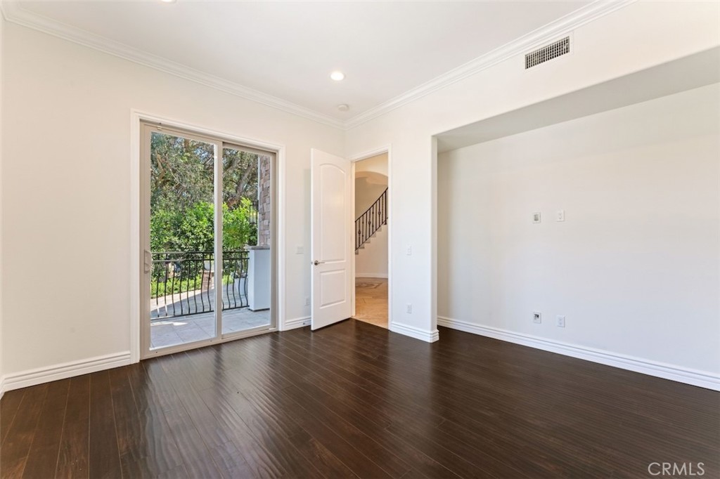8808 Yates Street Property Photo 25