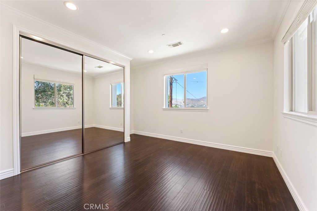 8808 Yates Street Property Photo 27