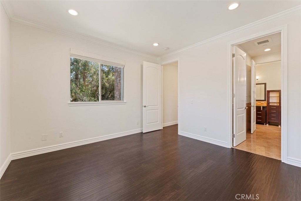 8808 Yates Street Property Photo 32