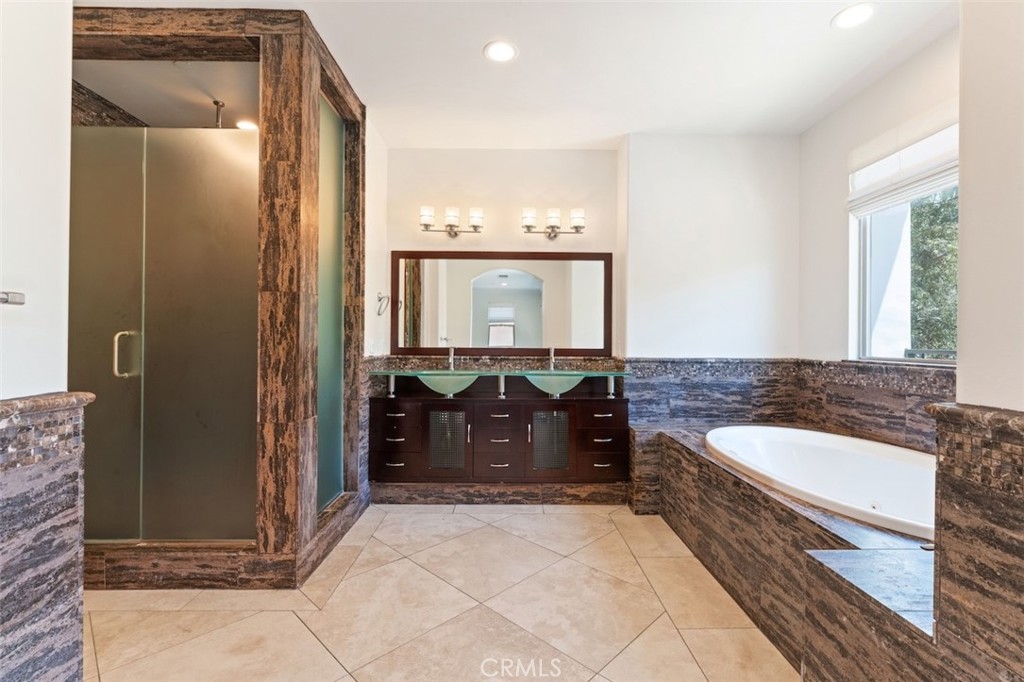 8808 Yates Street Property Photo 41