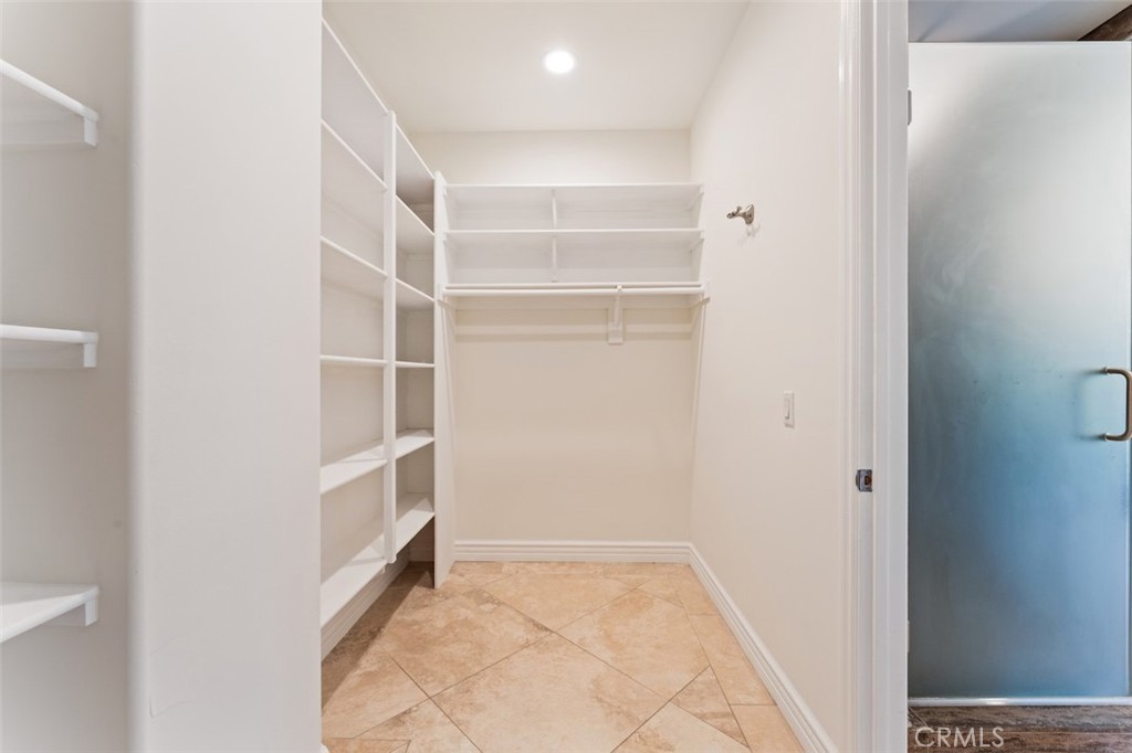 8808 Yates Street Property Photo 43