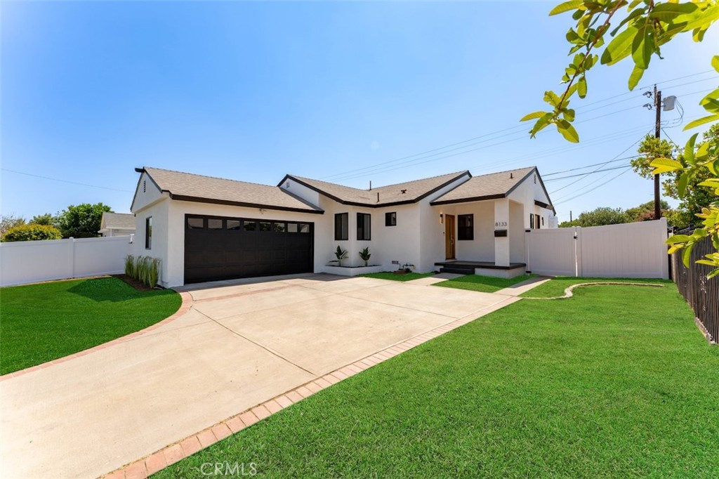 8133 Brimfield Avenue Property Photo 4