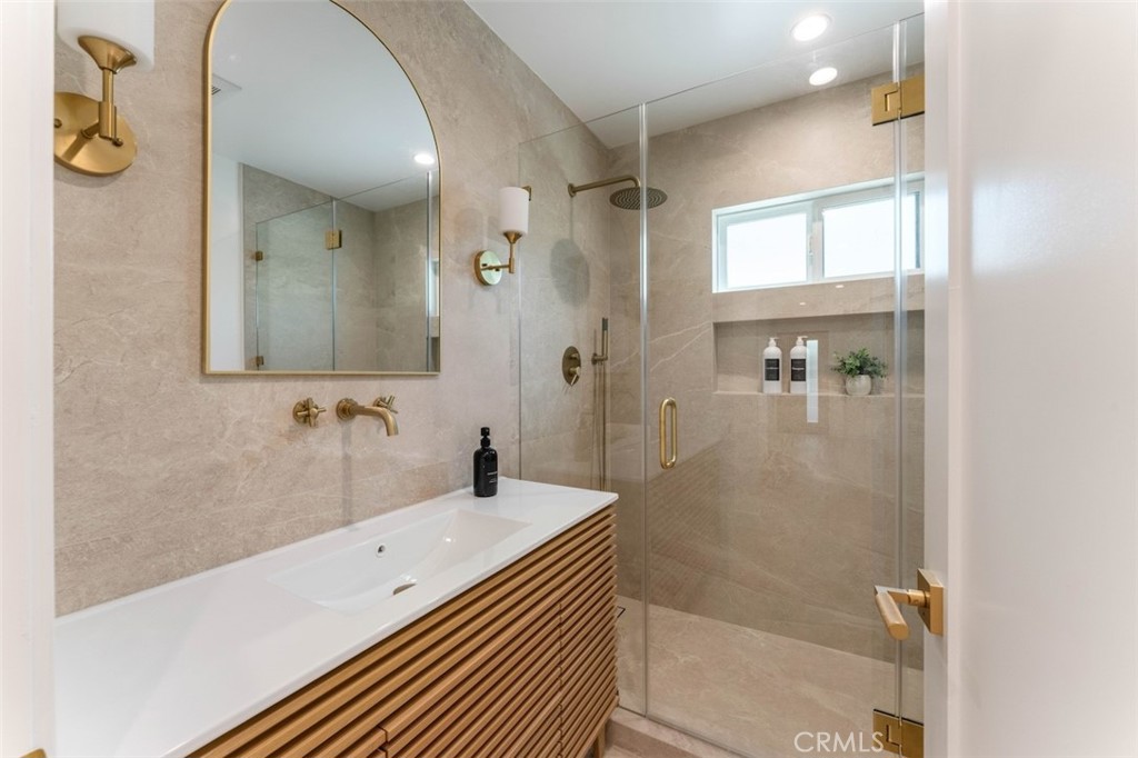8133 Brimfield Avenue Property Photo 27