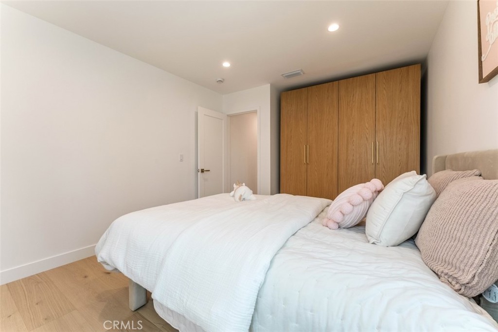 8133 Brimfield Avenue Property Photo 34