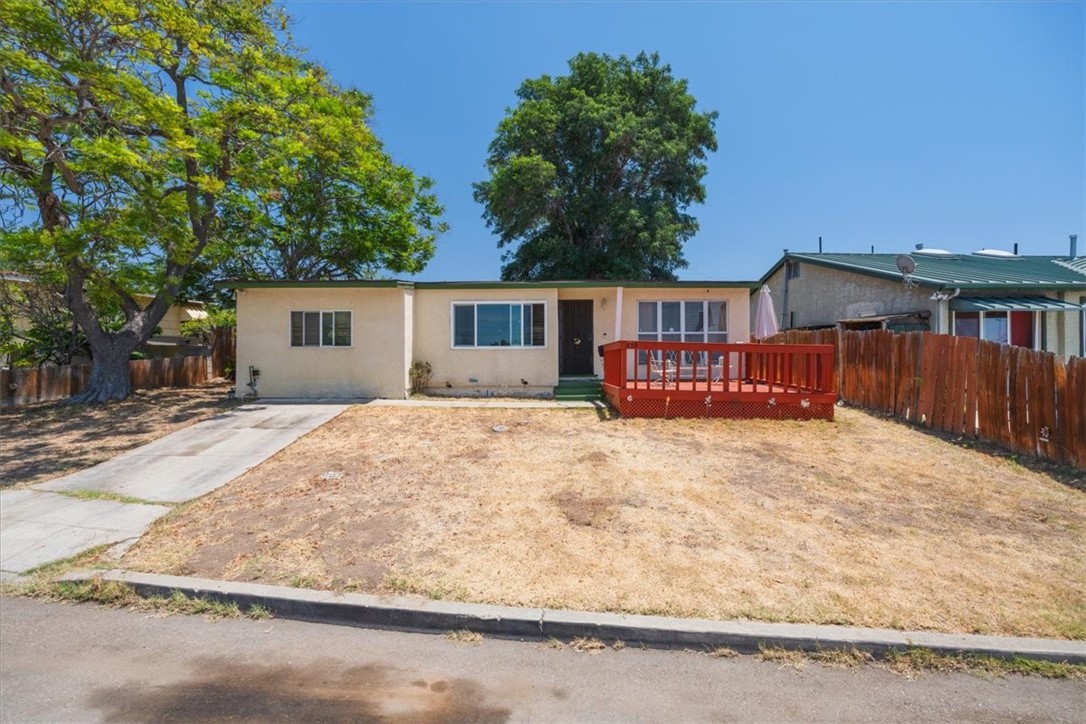 3139 Winlow Street Property Photo 1
