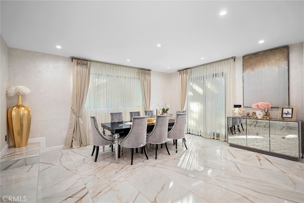 1408 Torres Property Photo 10