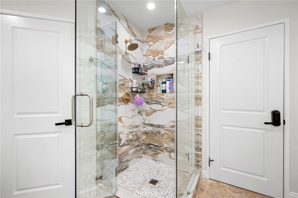 1408 Torres Property Photo 27