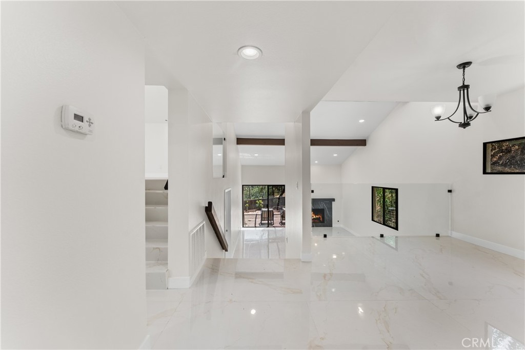 77 Barmore Ct Property Photo 1