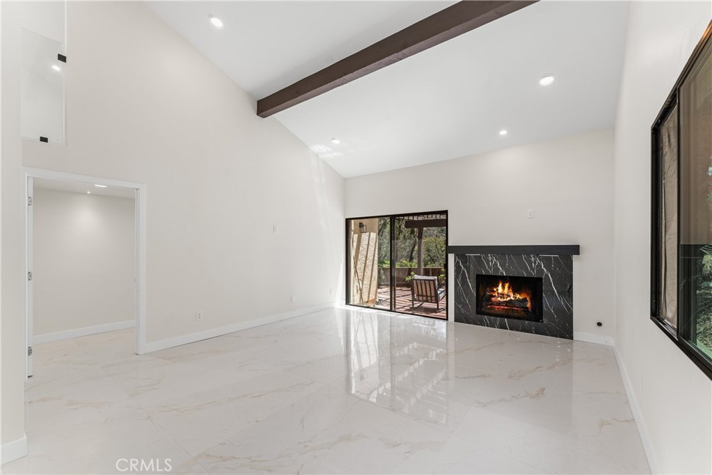 77 Barmore Ct Property Photo 12