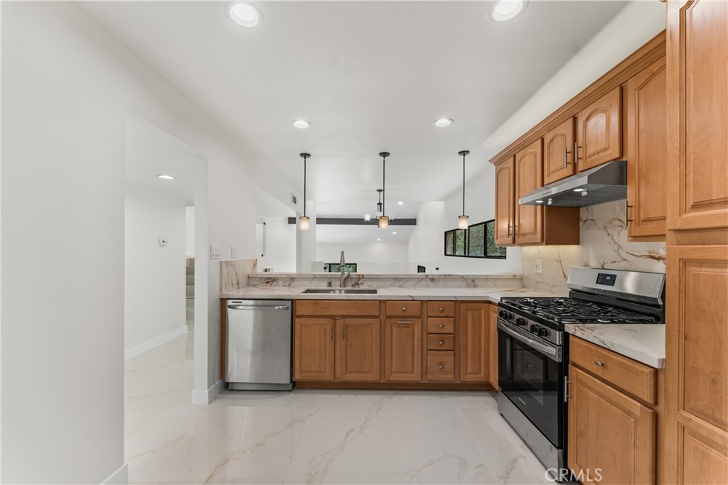 77 Barmore Ct Property Photo 23