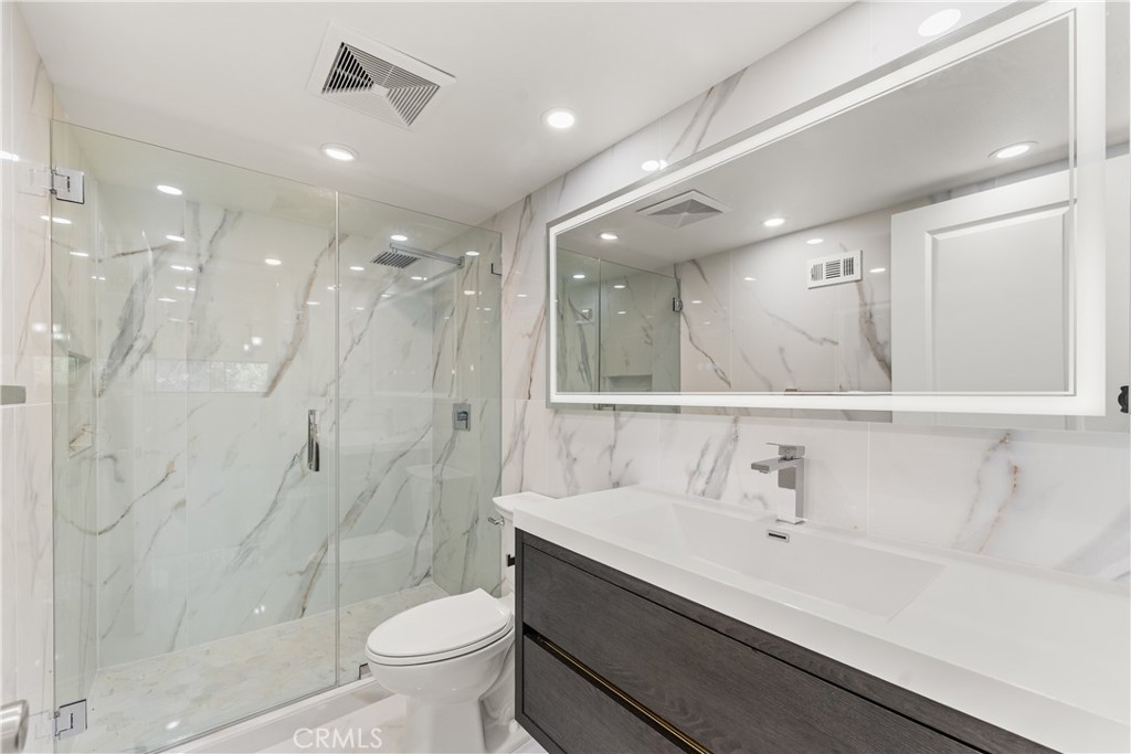 77 Barmore Ct Property Photo 29