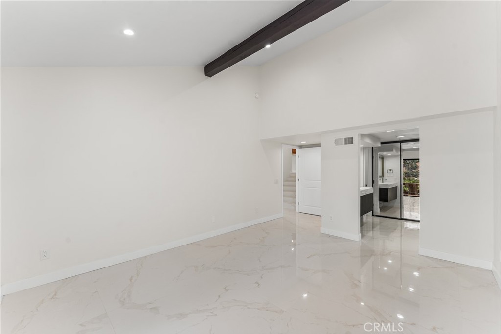 77 Barmore Ct Property Photo 32