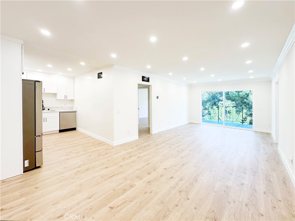 500 Jackson Place 306 Property Photo 1