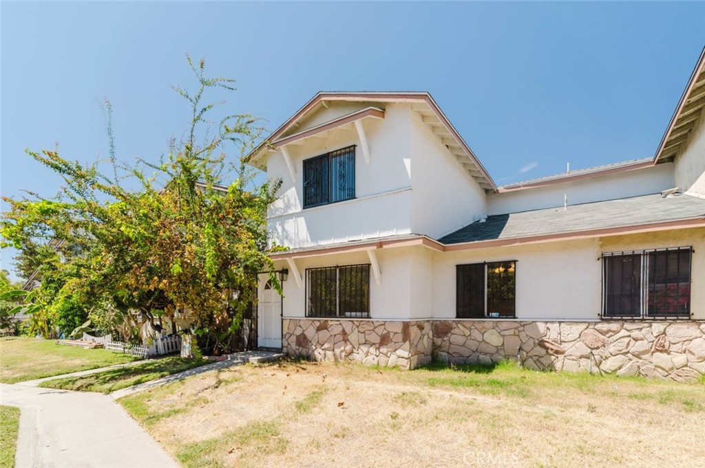 7 Fiesta Lane Property Photo 1