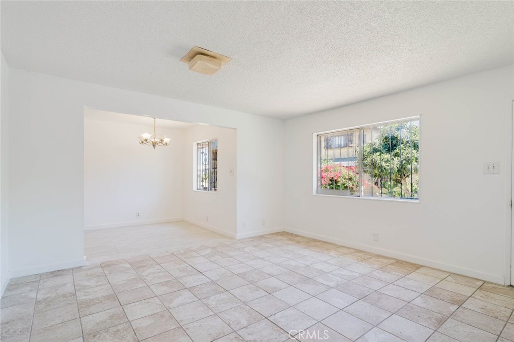 7 Fiesta Lane Property Photo 10