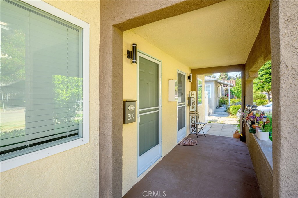 309 Sinclair Property Photo 2