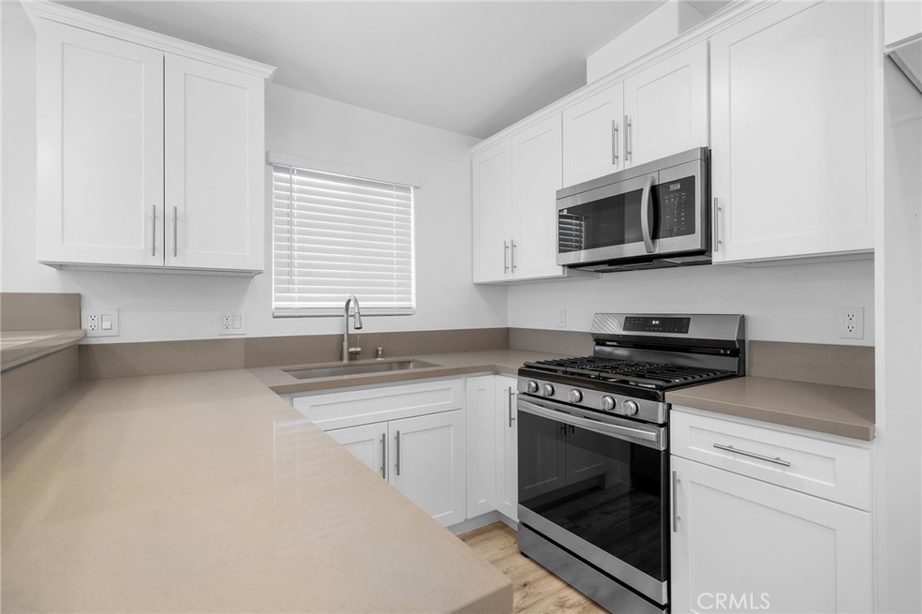 309 Sinclair Property Photo 10