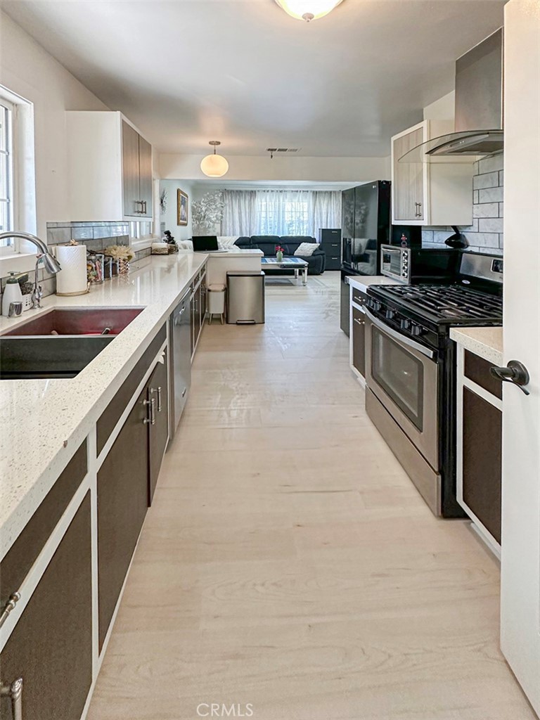 1503 Coronel Property Photo 14