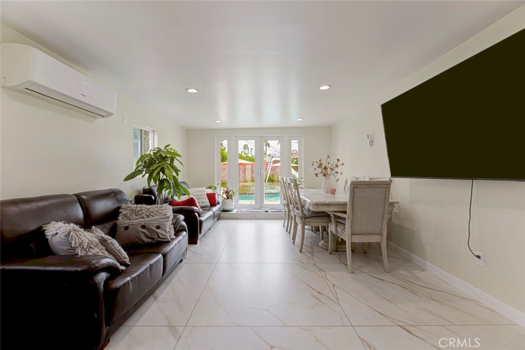 1503 Coronel Property Photo 32