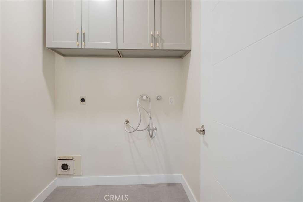 1305 N Columbus Avenue 112 Property Photo 16