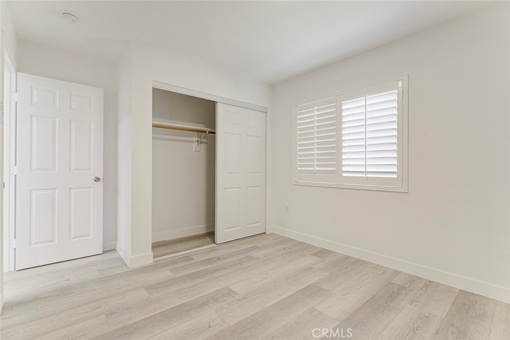 1307 E Acacia Property Photo 16