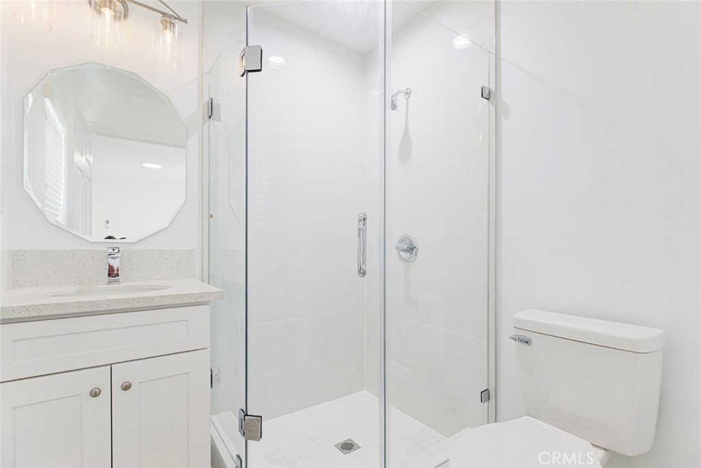 1307 E Acacia Property Photo 21