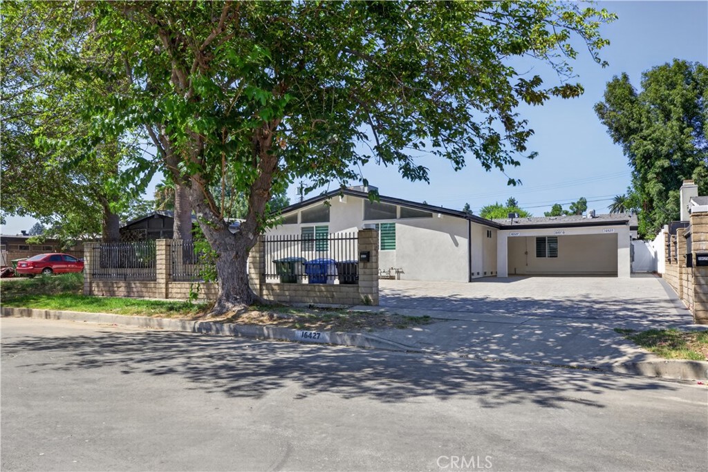16427 Clymer Street Property Photo 4