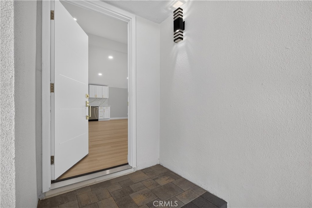 16427 Clymer Street Property Photo 7