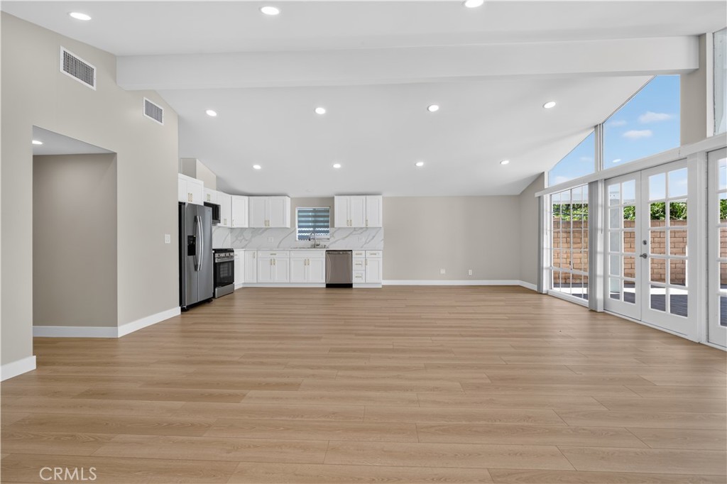 16427 Clymer Street Property Photo 9
