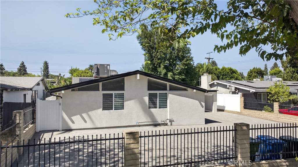 16427 Clymer Street Property Photo 33