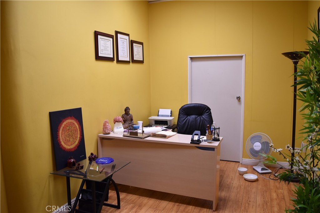 1153 N Brand Boulevard Property Photo 7