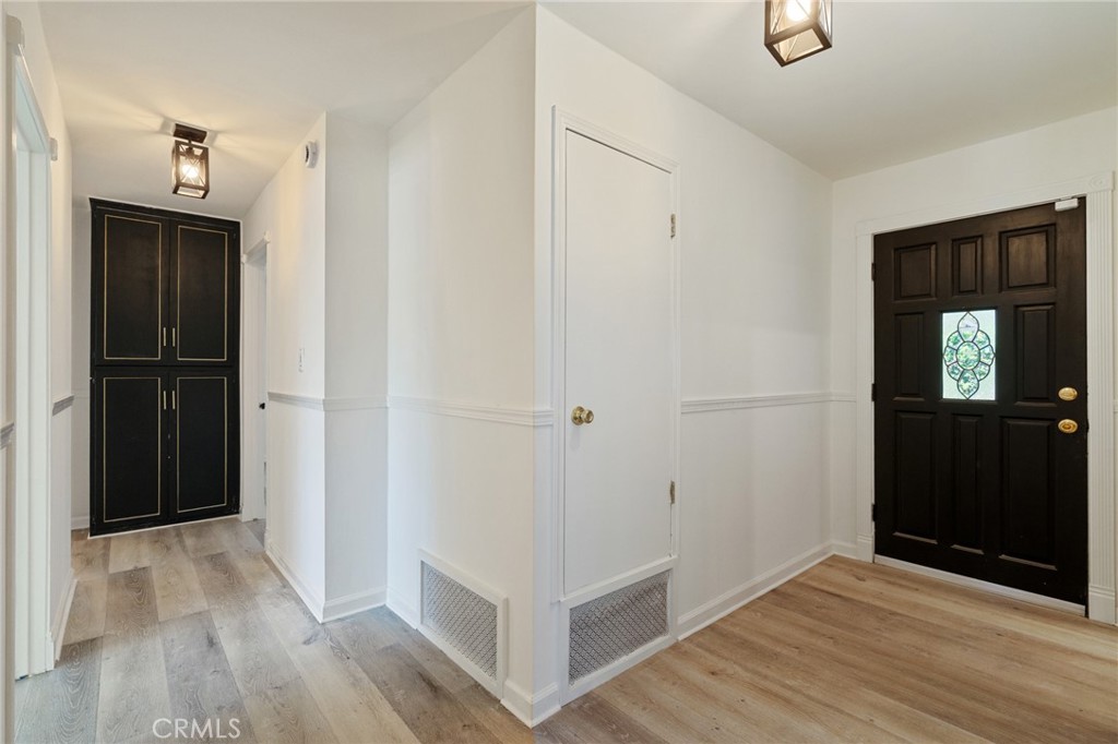 20353 Gault Property Photo 3