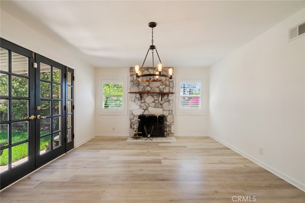 20353 Gault Property Photo 5