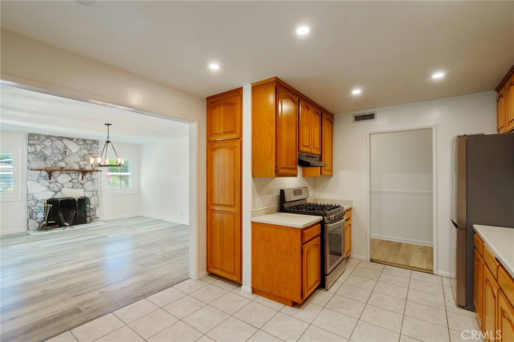 20353 Gault Property Photo 10