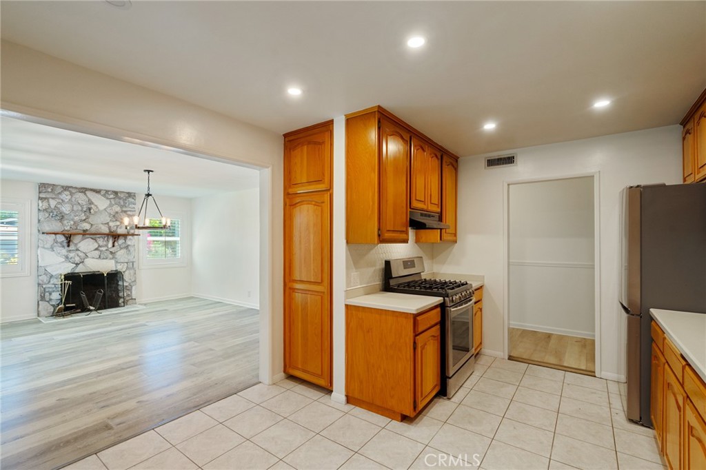 20353 Gault Property Photo 10