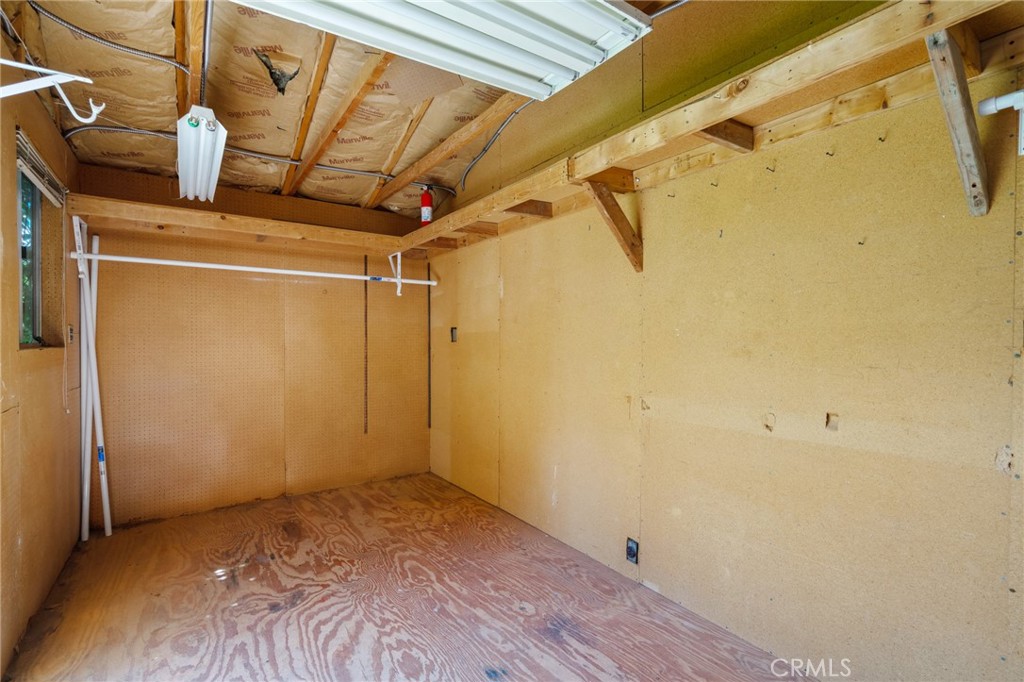 20353 Gault Property Photo 29