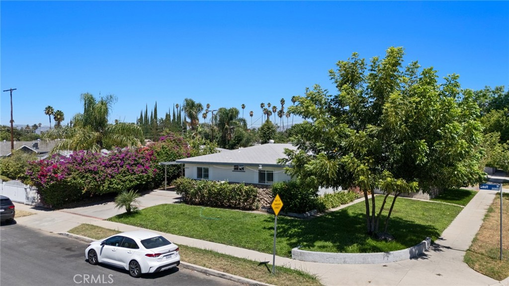 20353 Gault Property Photo 35