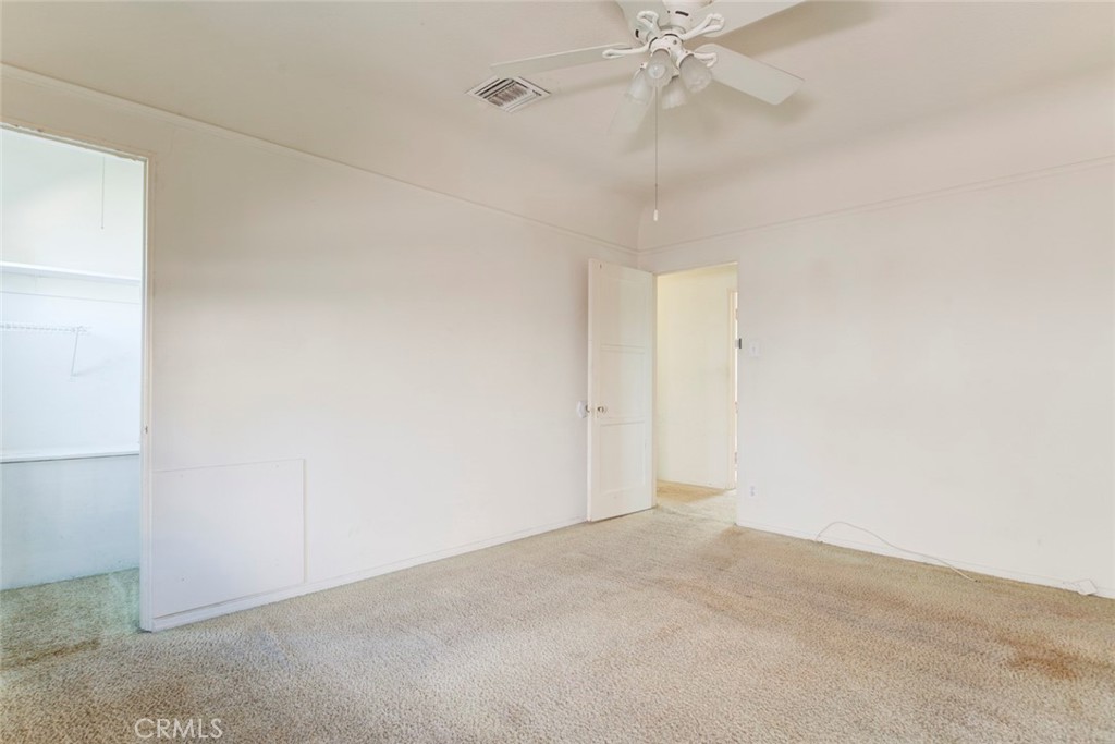 4909 York Property Photo 22